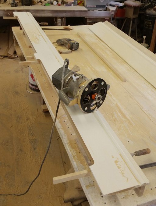 the baseboard moulding is modified to allow for air flow